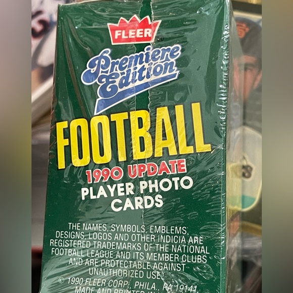 New Fleer Premiere Edition 1990 Update Football Cards Factory Sealed Set - Picture 2 of 9